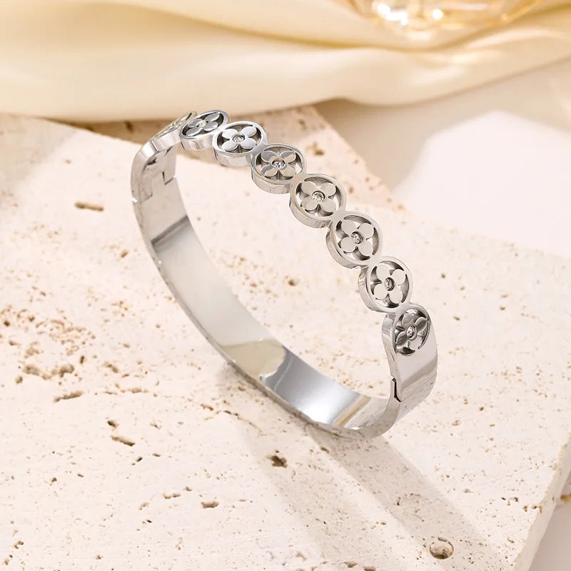 Bracelets en acier inoxydable ou titane avec motif floral pour femme